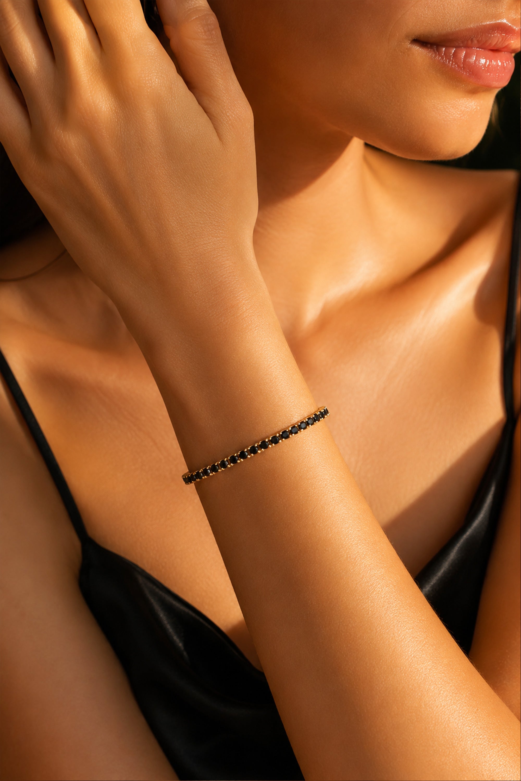 Noir Tennis Bracelet Gold