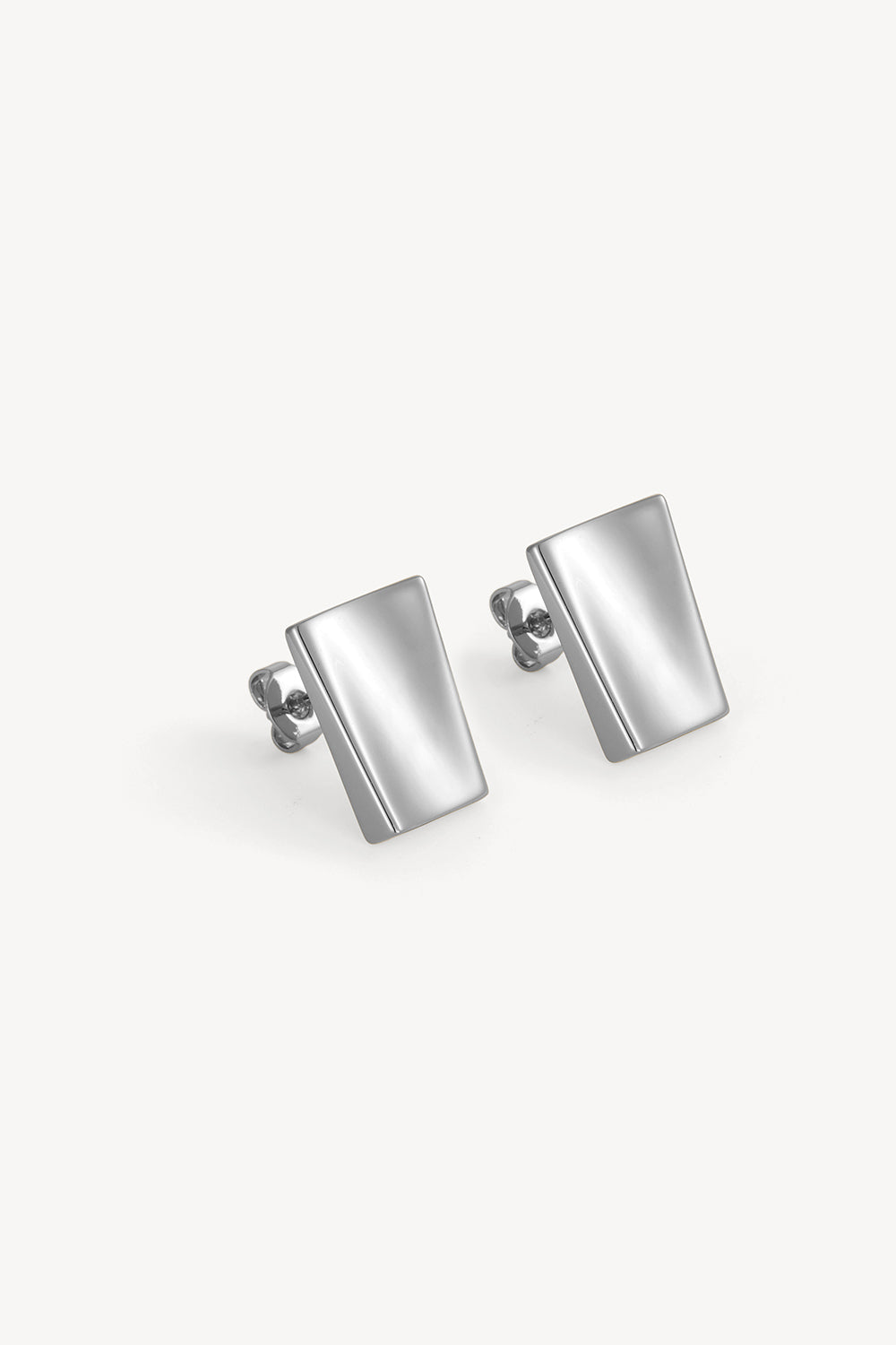e-s-stud-038-3-8c18461f.jpg