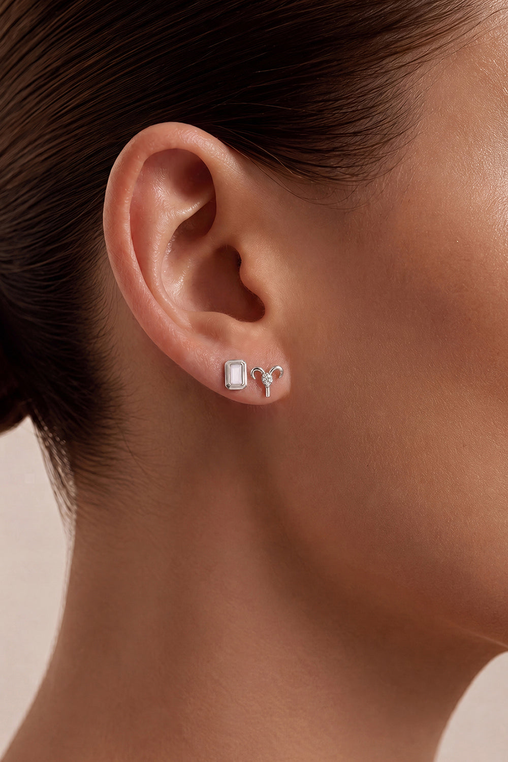E-S-Stud-048-2