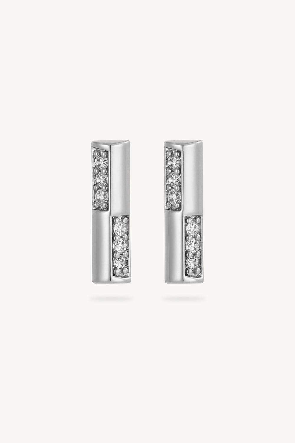 e-s-stud-104-5-c59cd45e.jpg