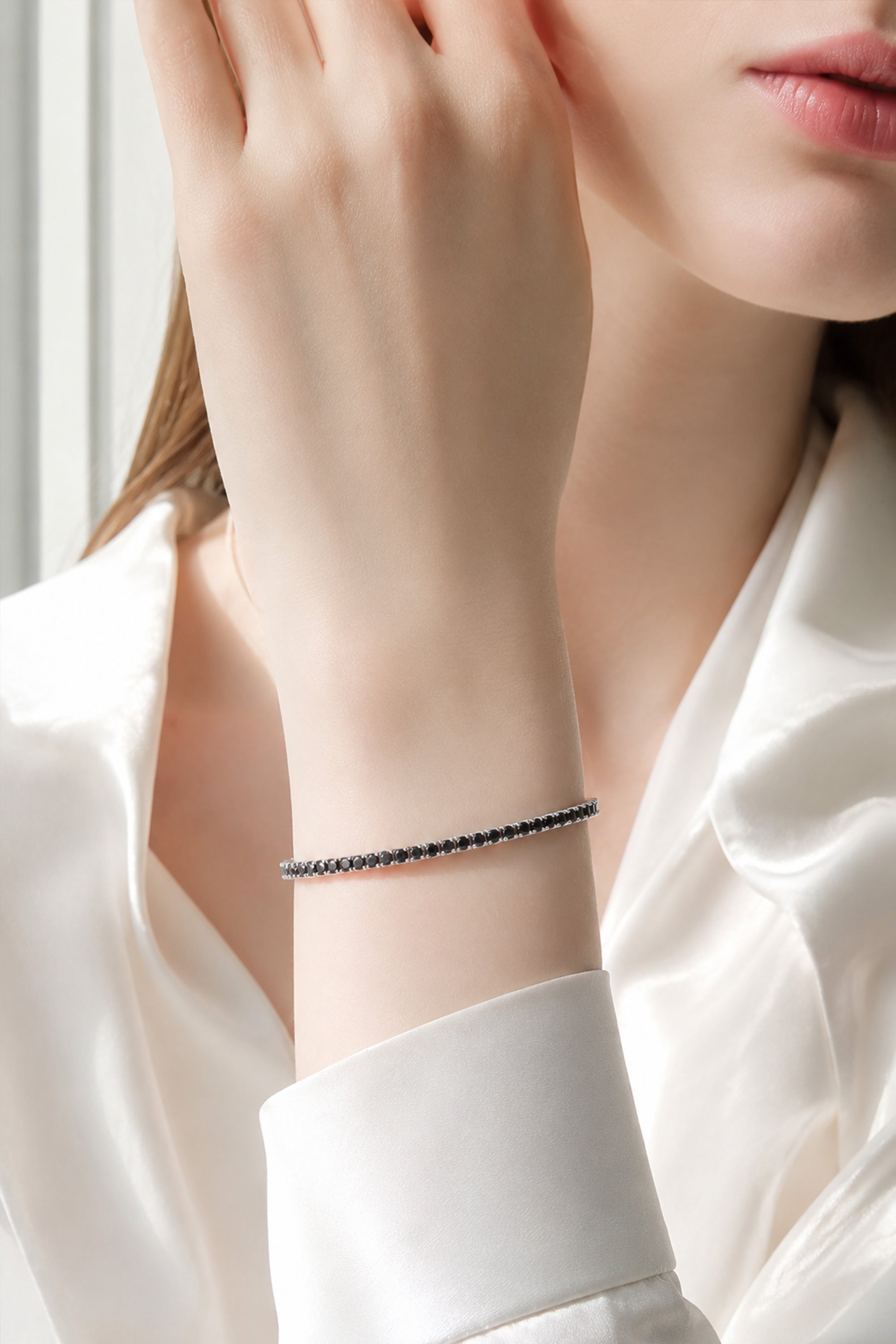 Noir Tennis Bracelet Silver