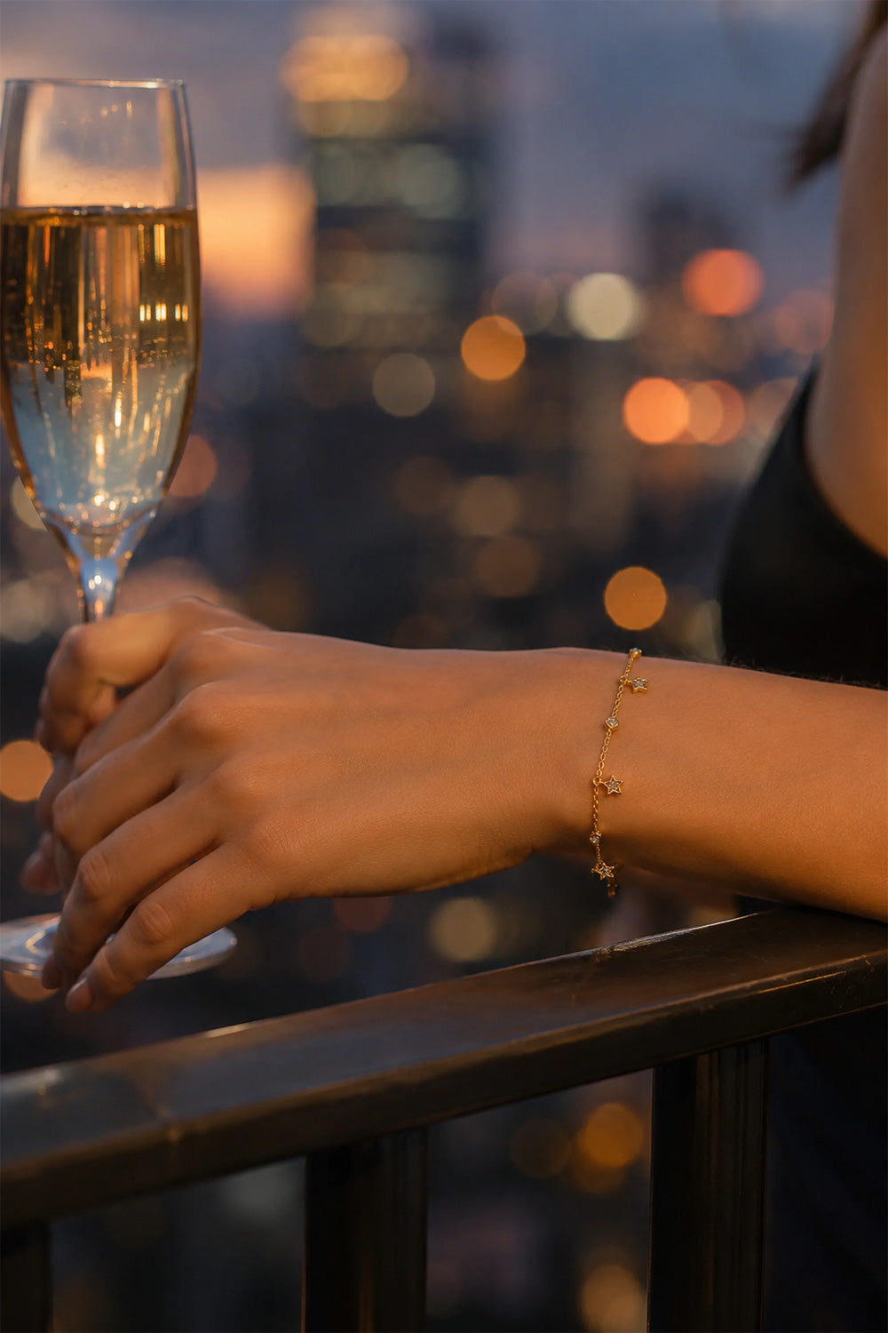 Star Charm Bracelet Gold