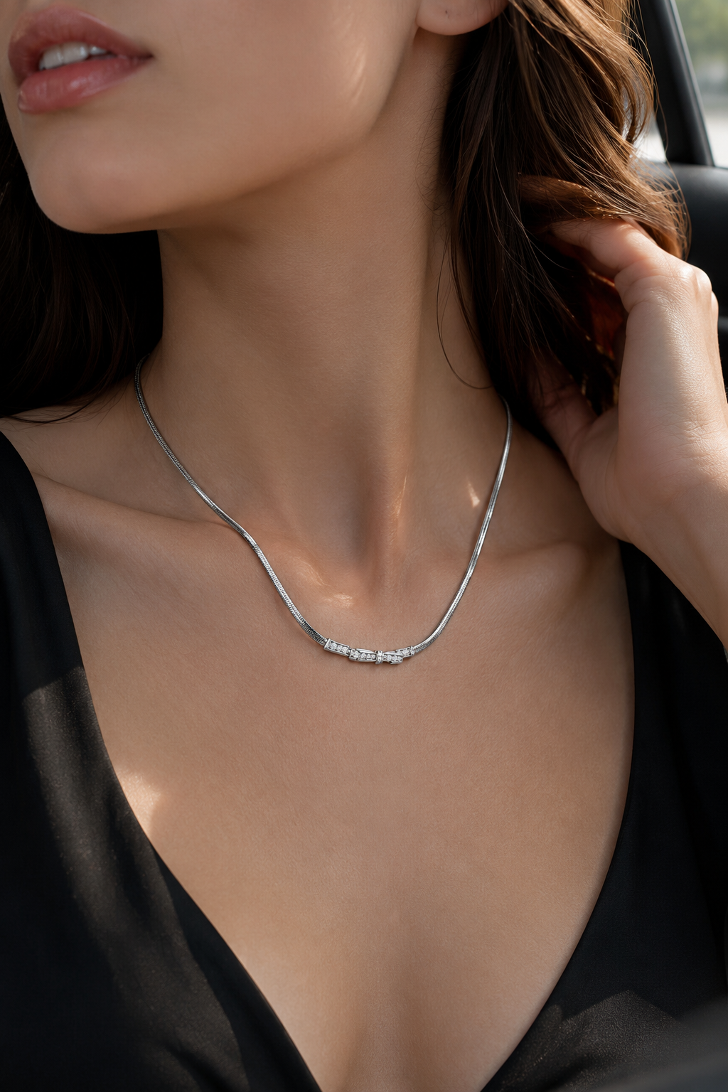 Bow Snake Chain Silver