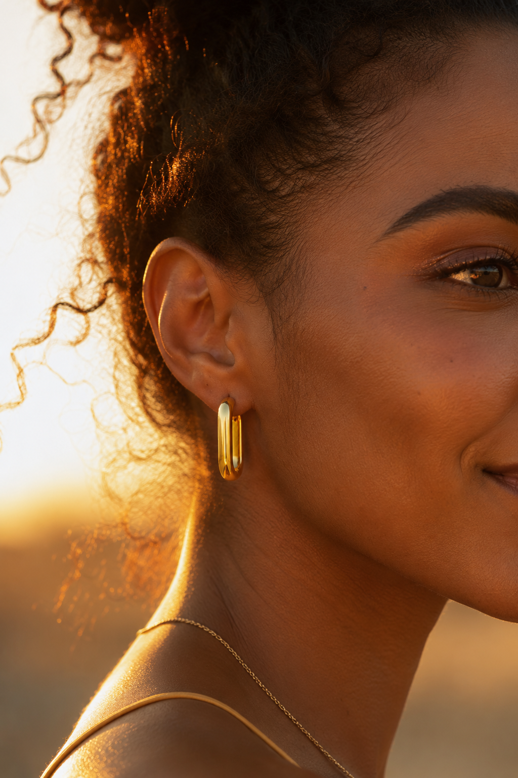 Linear Form Hoops Gold