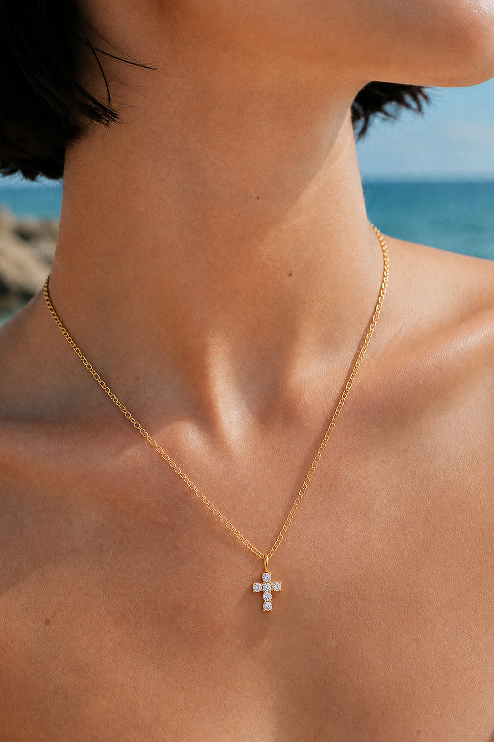 Lumen Cross Necklace Gold