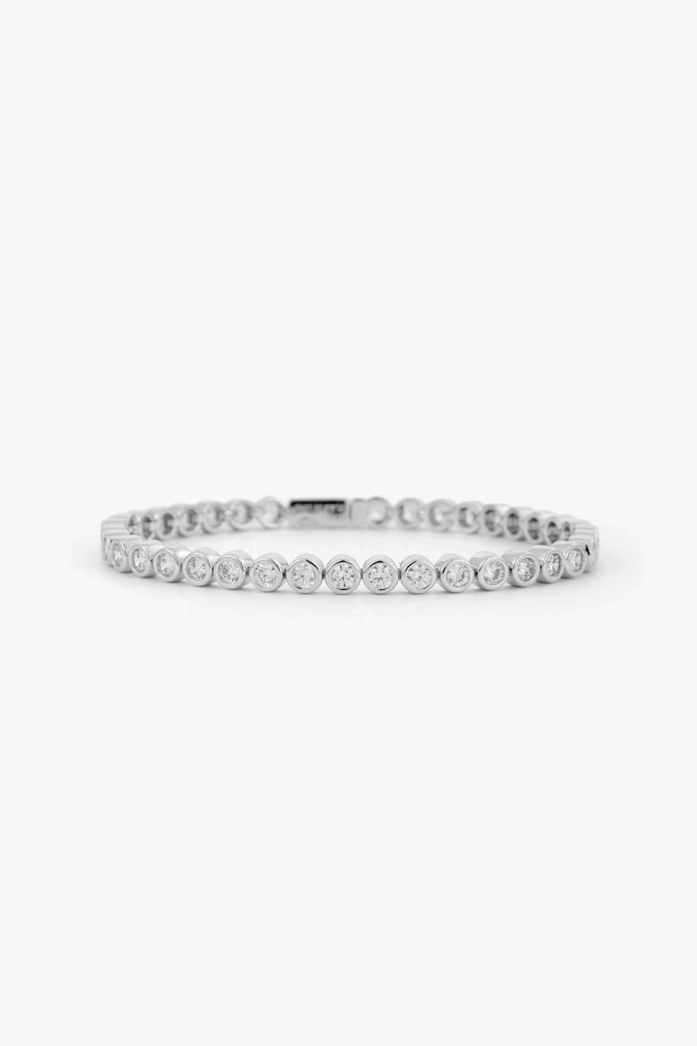 Circle Bezel Line Silver