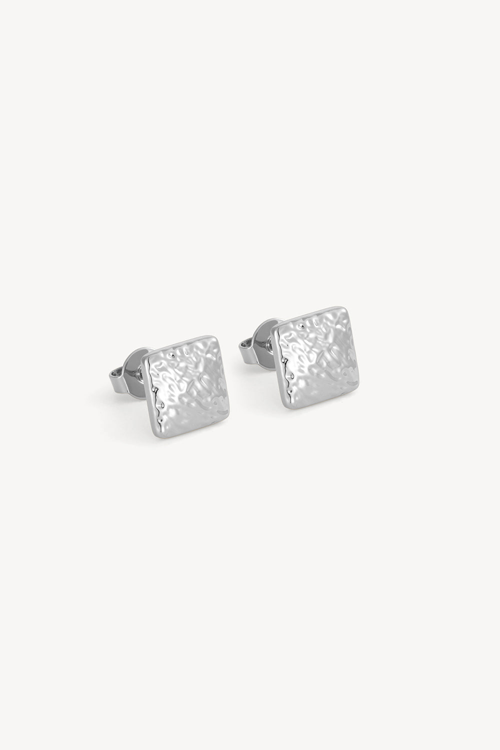 e-s-stud-037-3-97f7477a.jpg