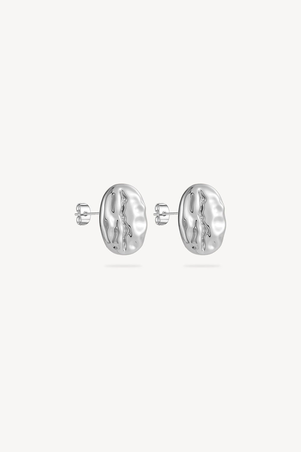 e-s-stud-042-1-ff75e7ec.jpg