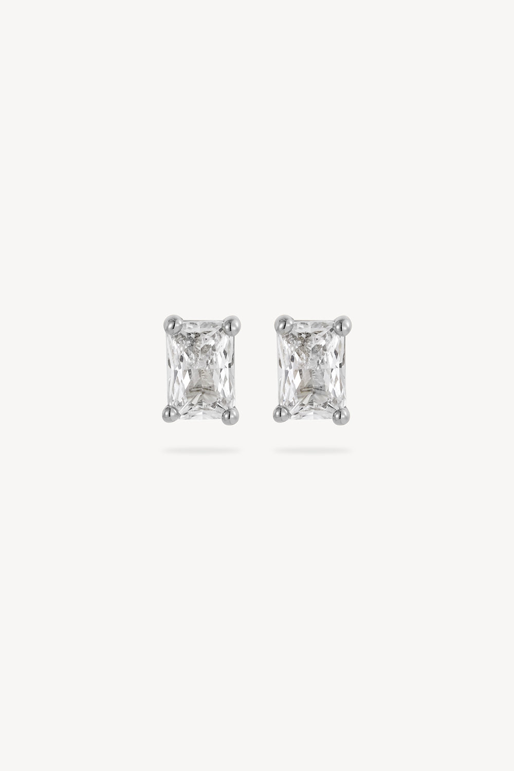 e-s-stud-043-5-cb76907d.jpg