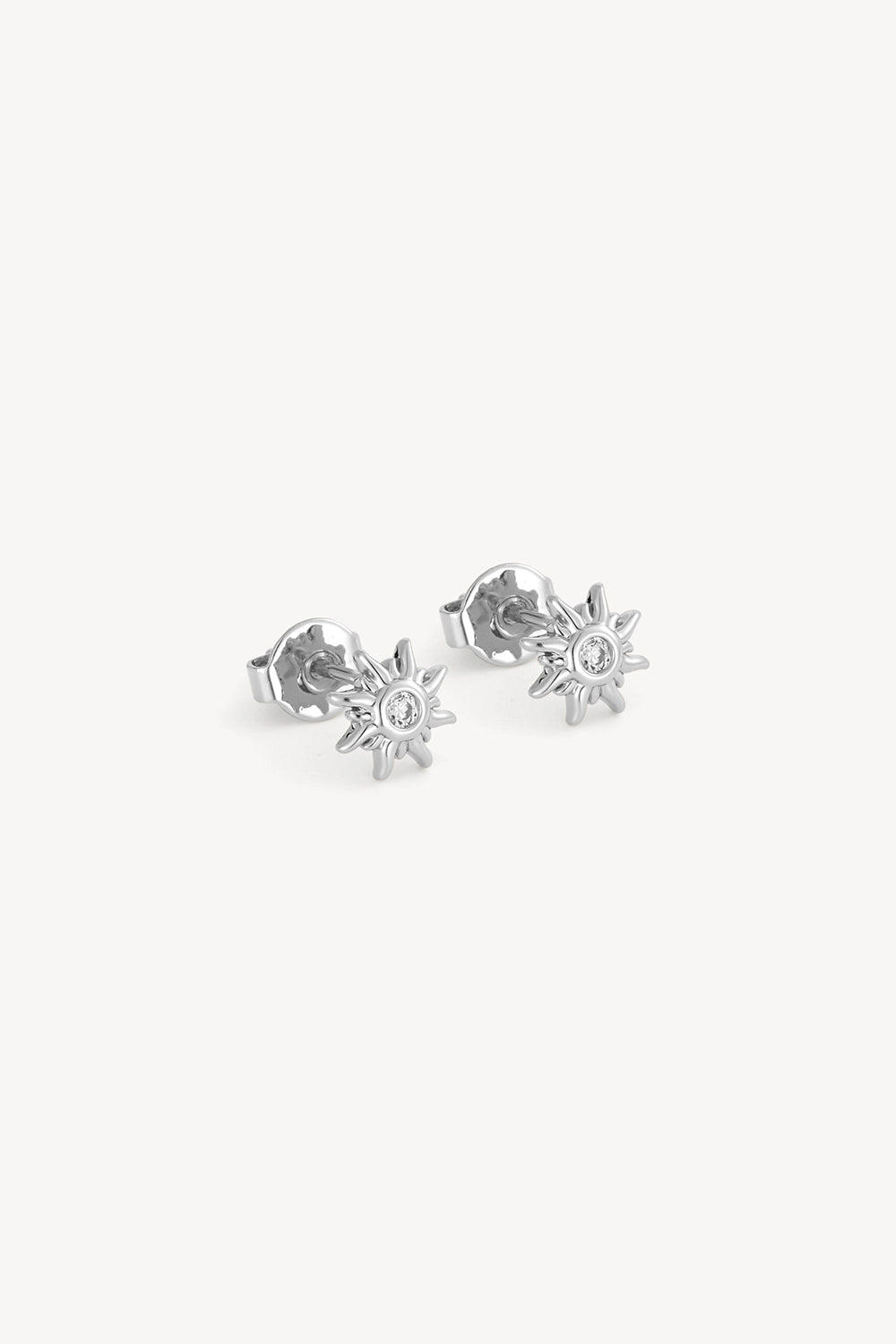 e-s-stud-057-3-f7479fd3.jpg