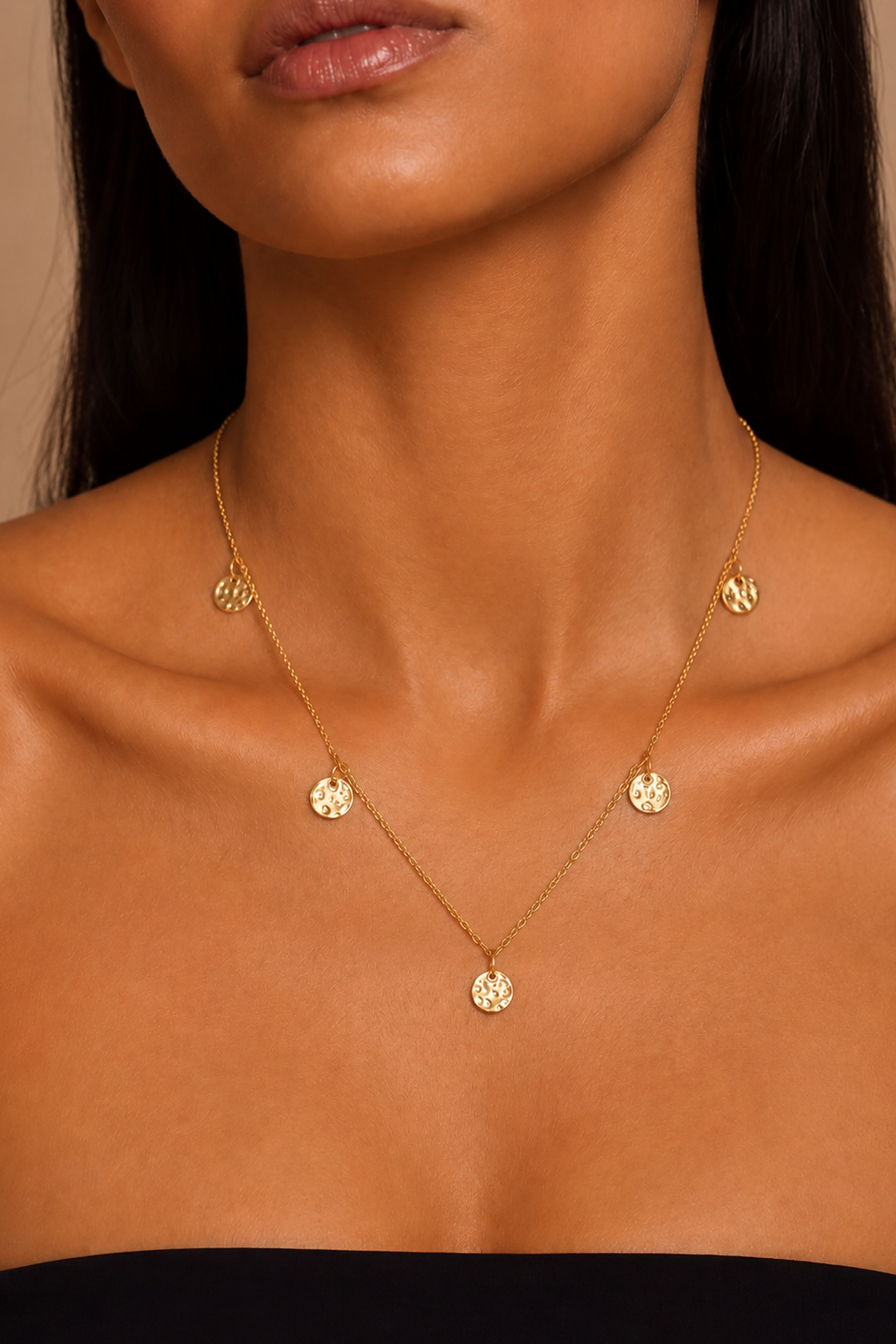 Model wearing Multi Disc Dainty Necklace Gold – Clair de Lune