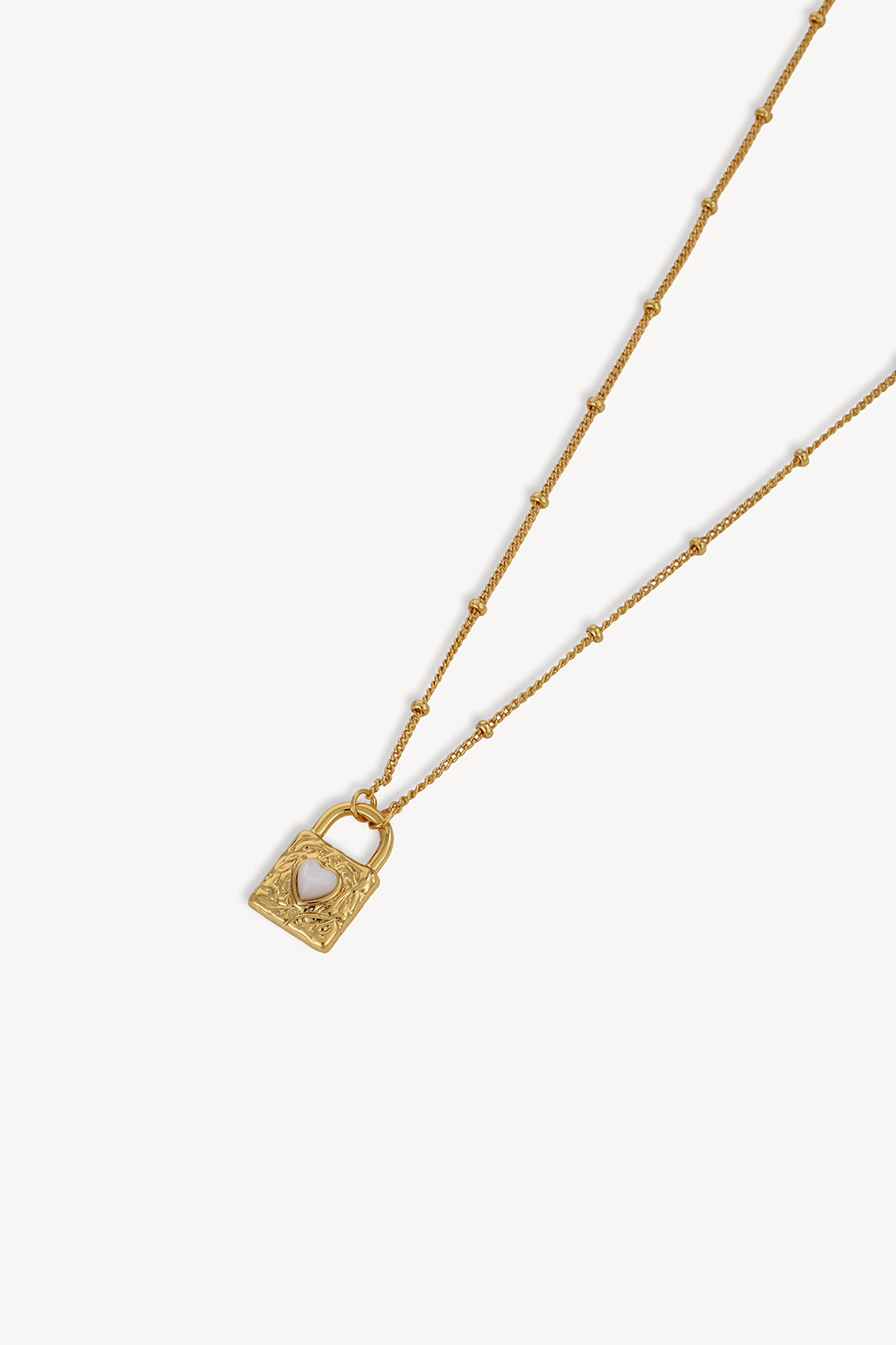 Heart Shell Lock Necklace Gold