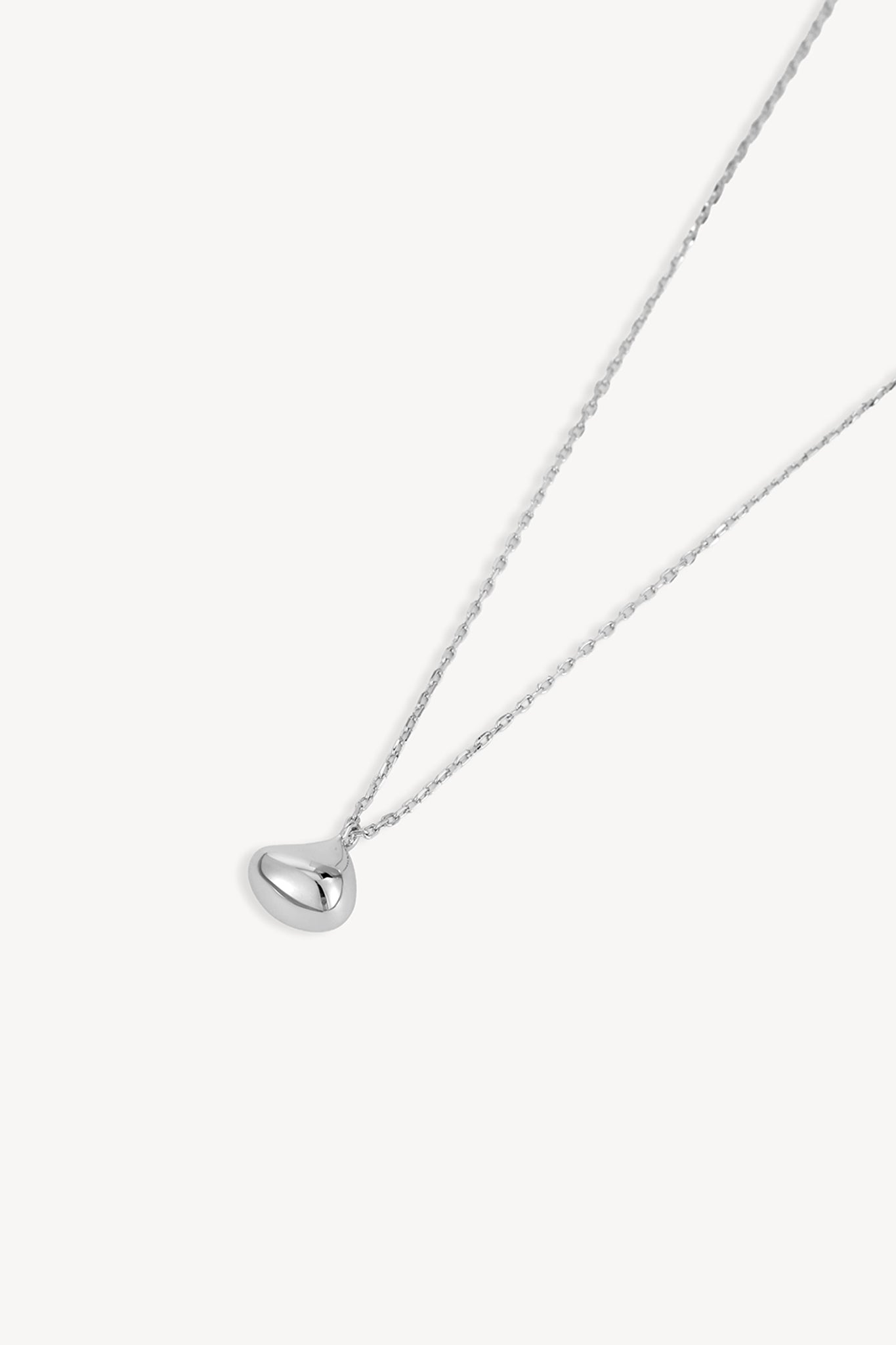 Teardrop Pendant Necklace Silver