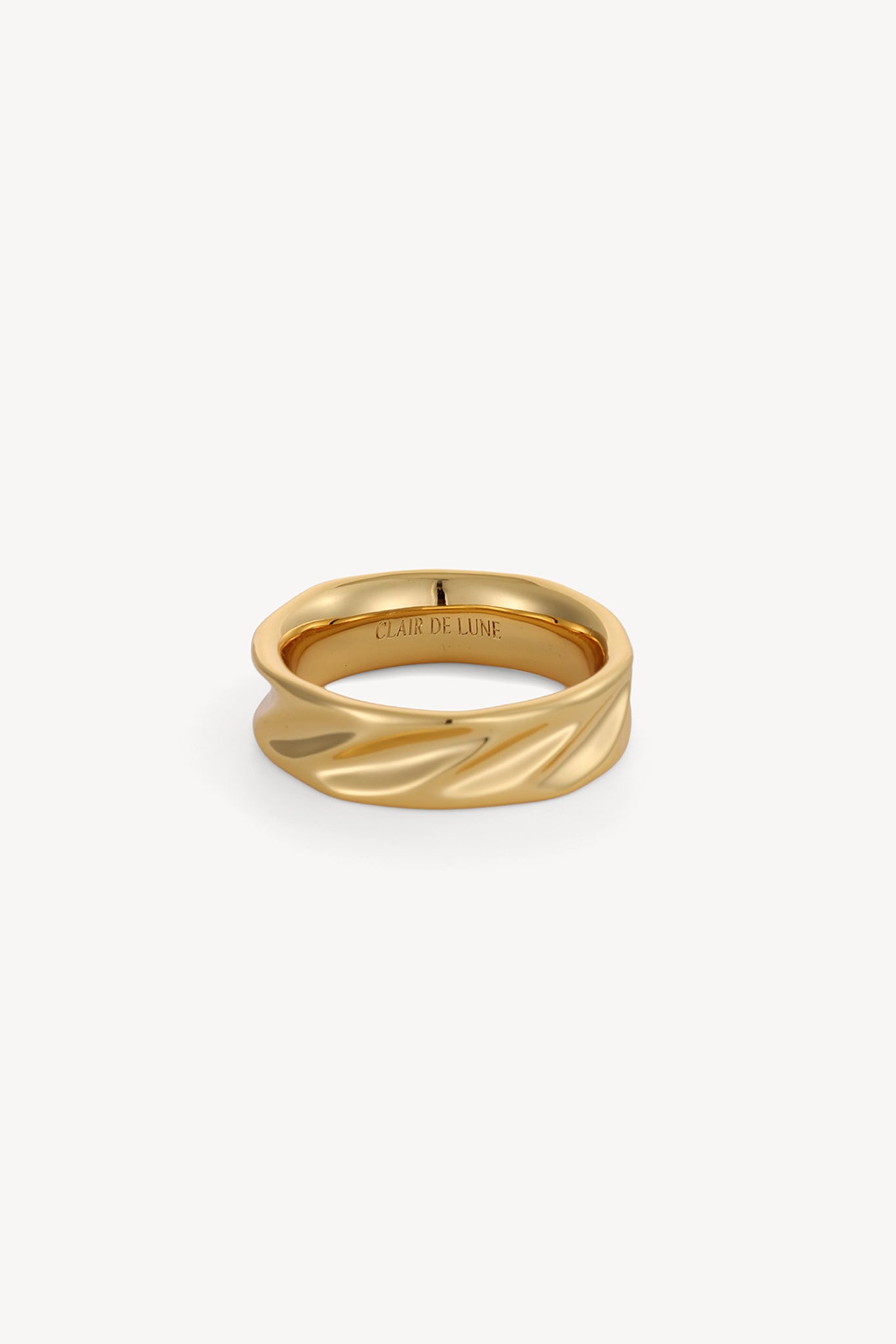 Wave Trim Ring Gold