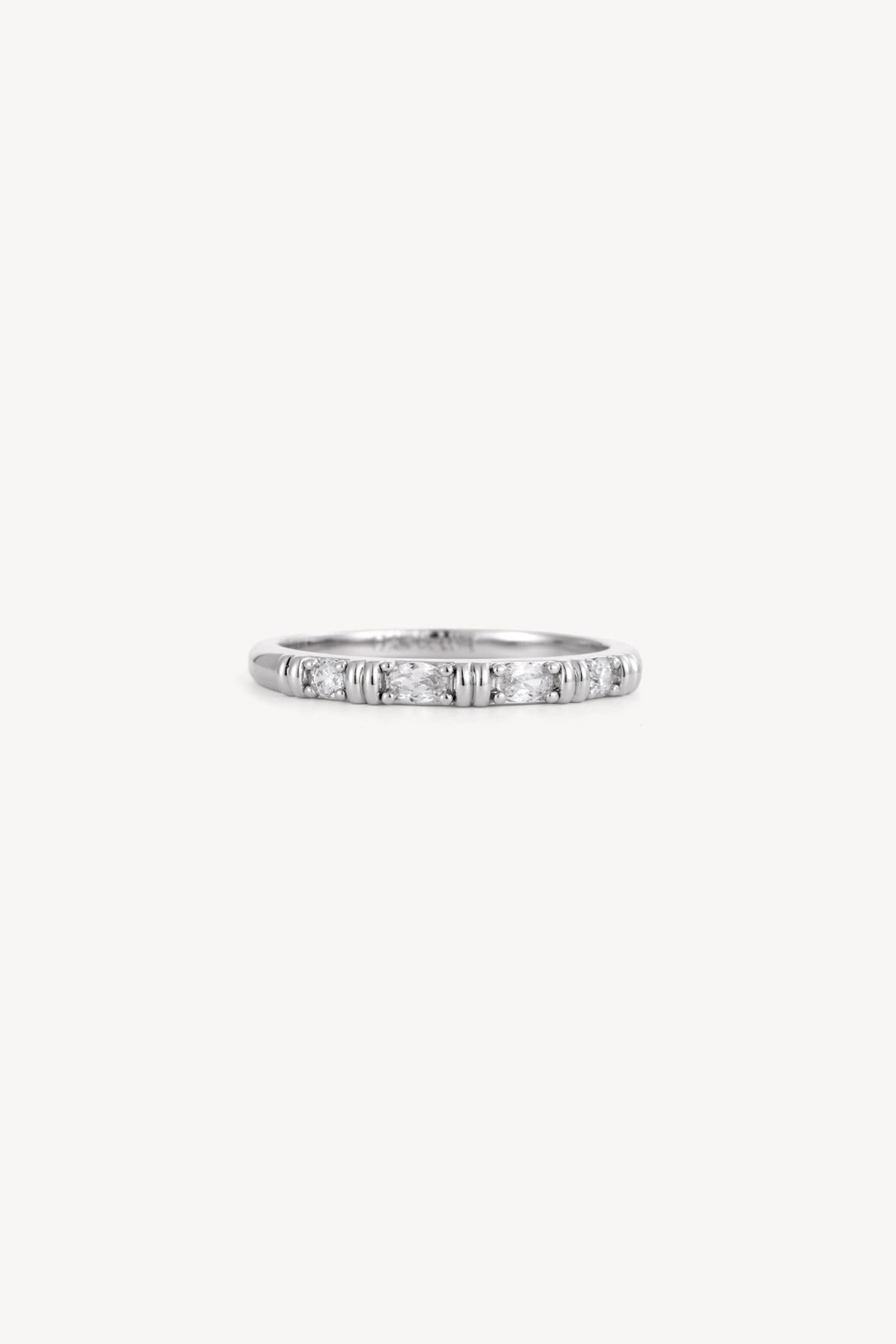 Lira Band Ring  Silver