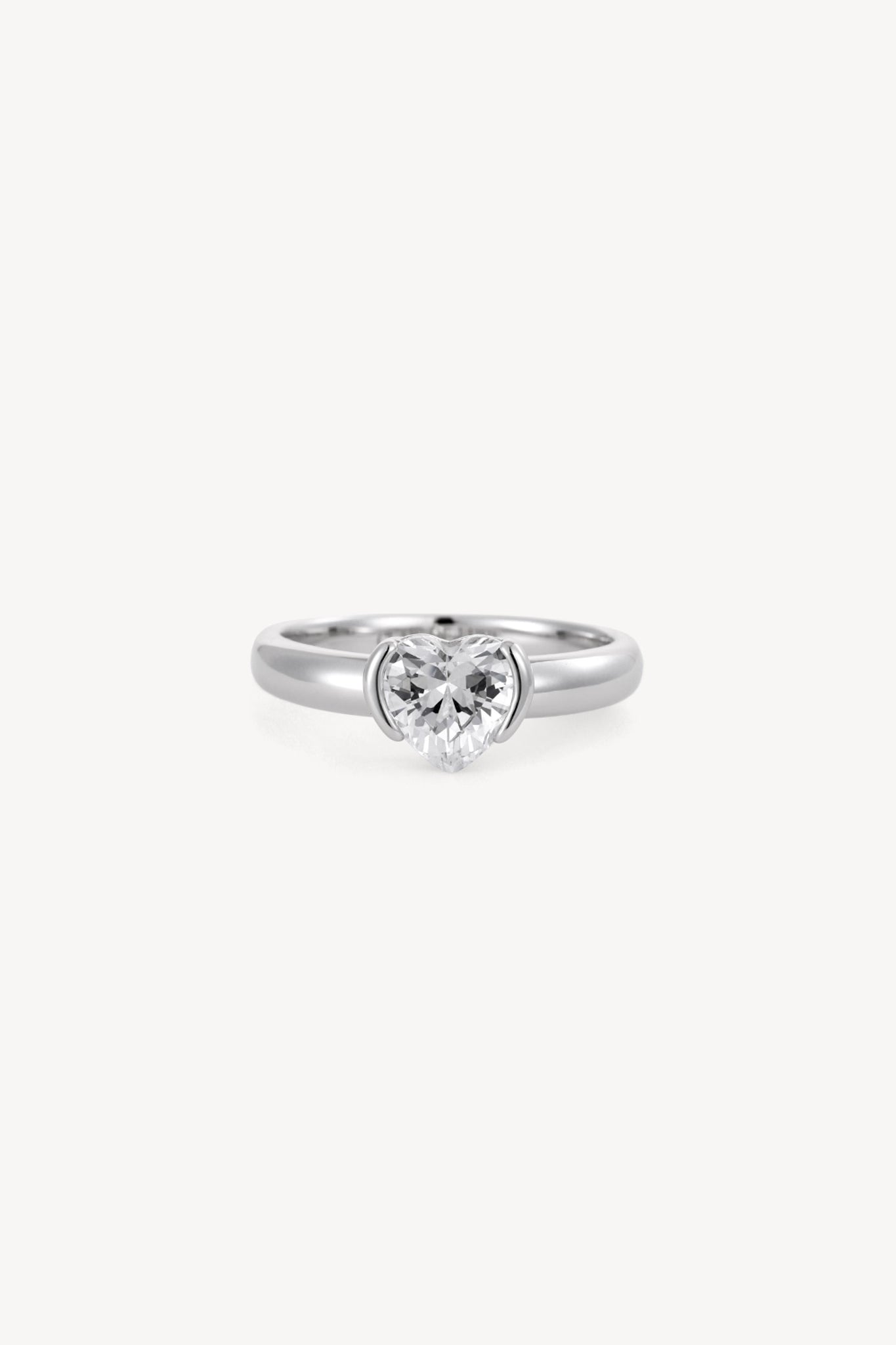 Heart Halo Ring Silver