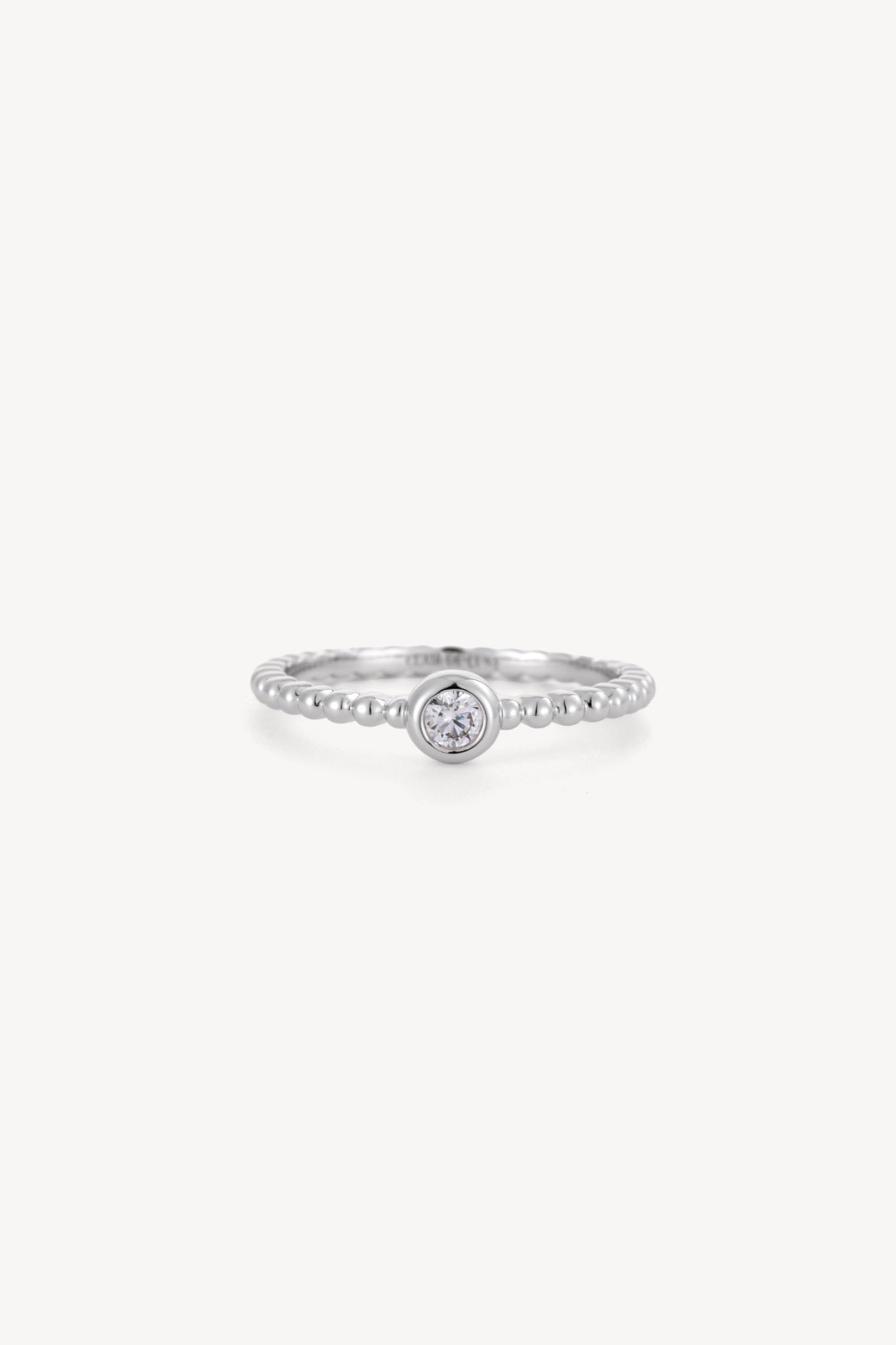 Dot Solitaire Ring Silver