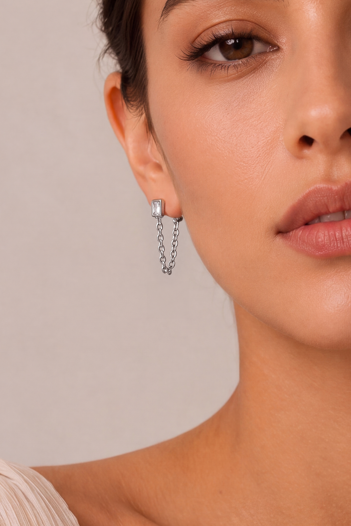 Model wearing Rect Crystal Chain Studs Silver – Clair de Lune